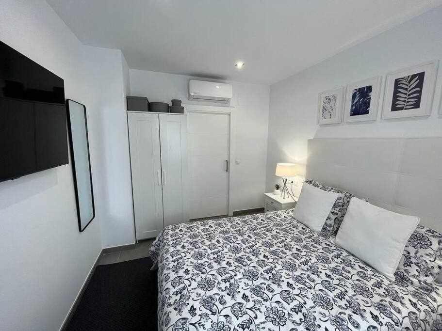 XX D Apartamentos Morales & Arnal 龙达 外观 照片