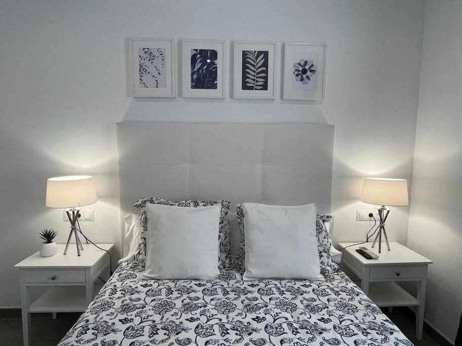XX D Apartamentos Morales & Arnal 龙达 外观 照片