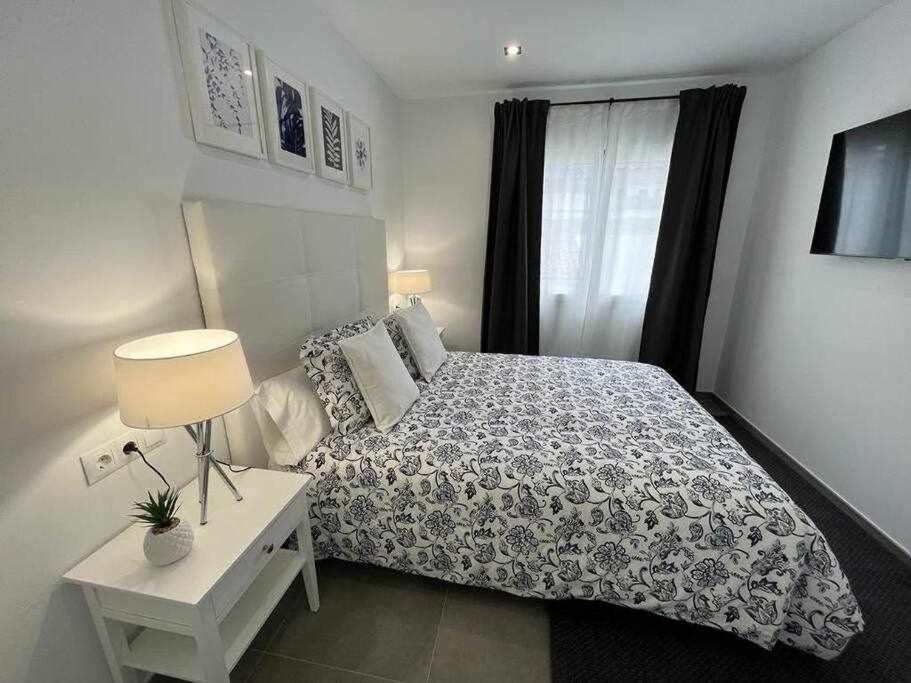 XX D Apartamentos Morales & Arnal 龙达 外观 照片